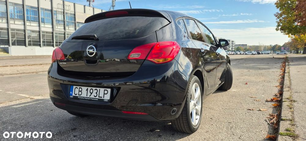 Opel Astra - 24