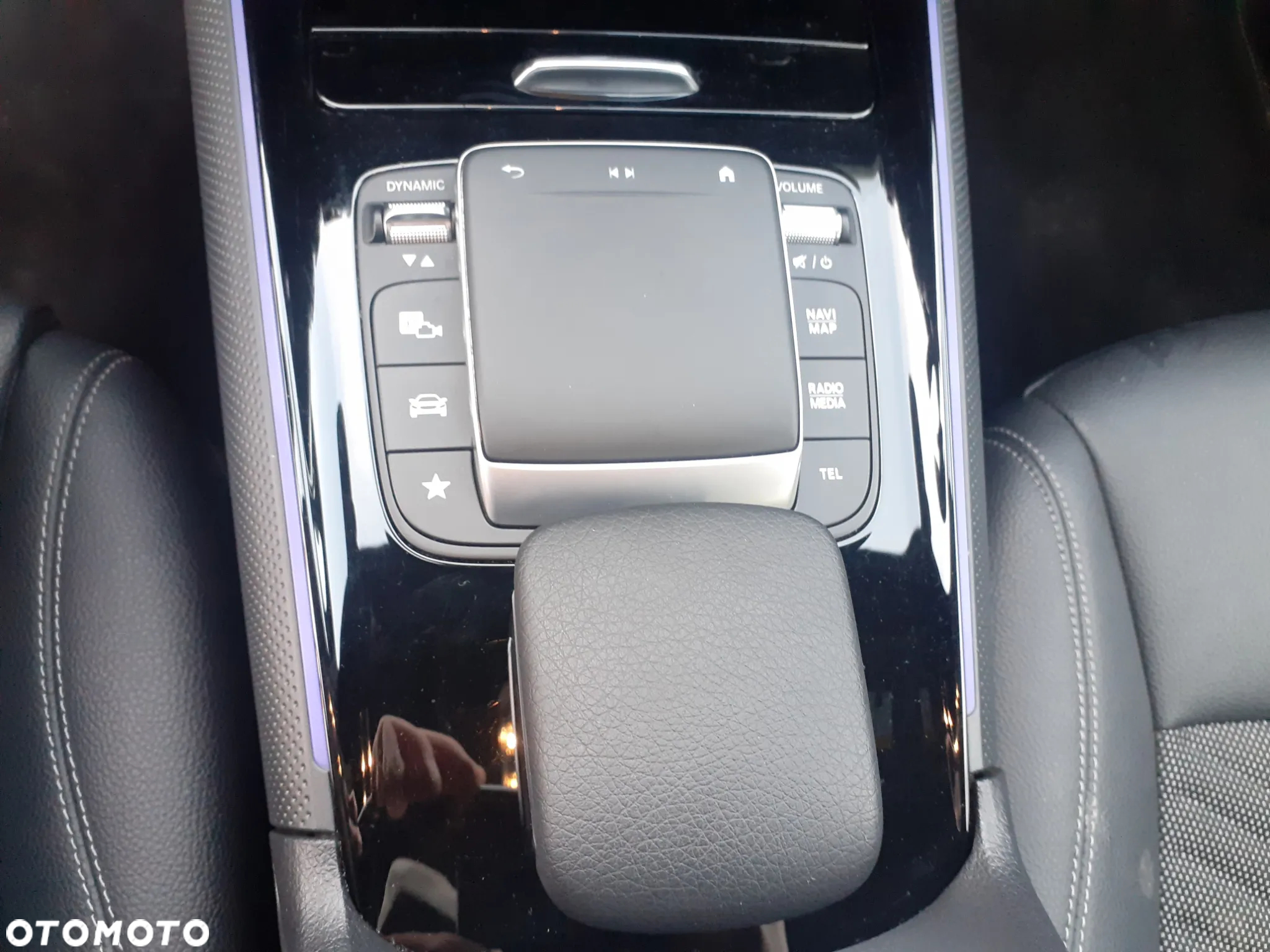 Mercedes-Benz GLB 250 4-Matic Style 8G-DCT - 21