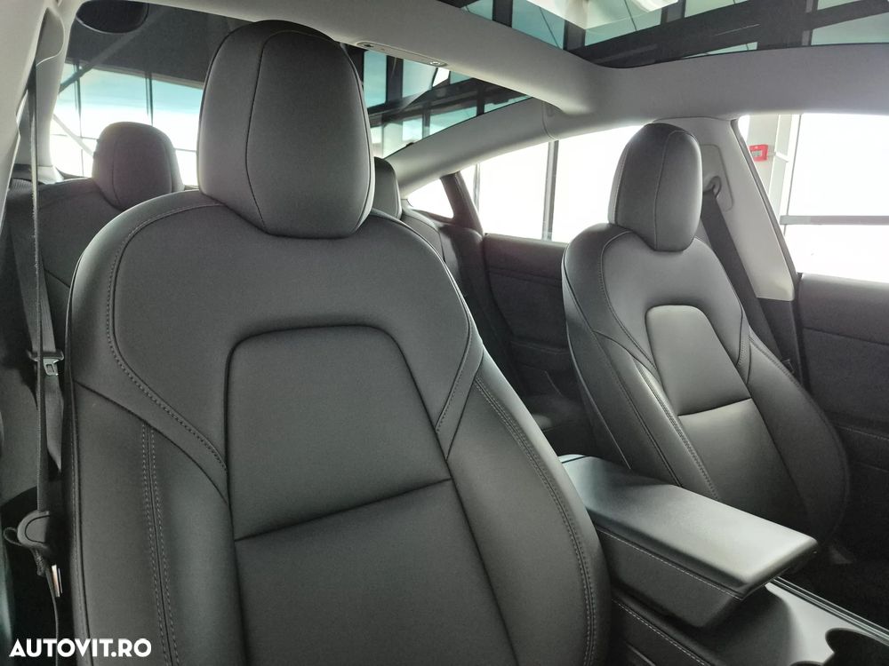 Tesla Model 3 Standard Reichweite Plus Hinterradantrieb - 13