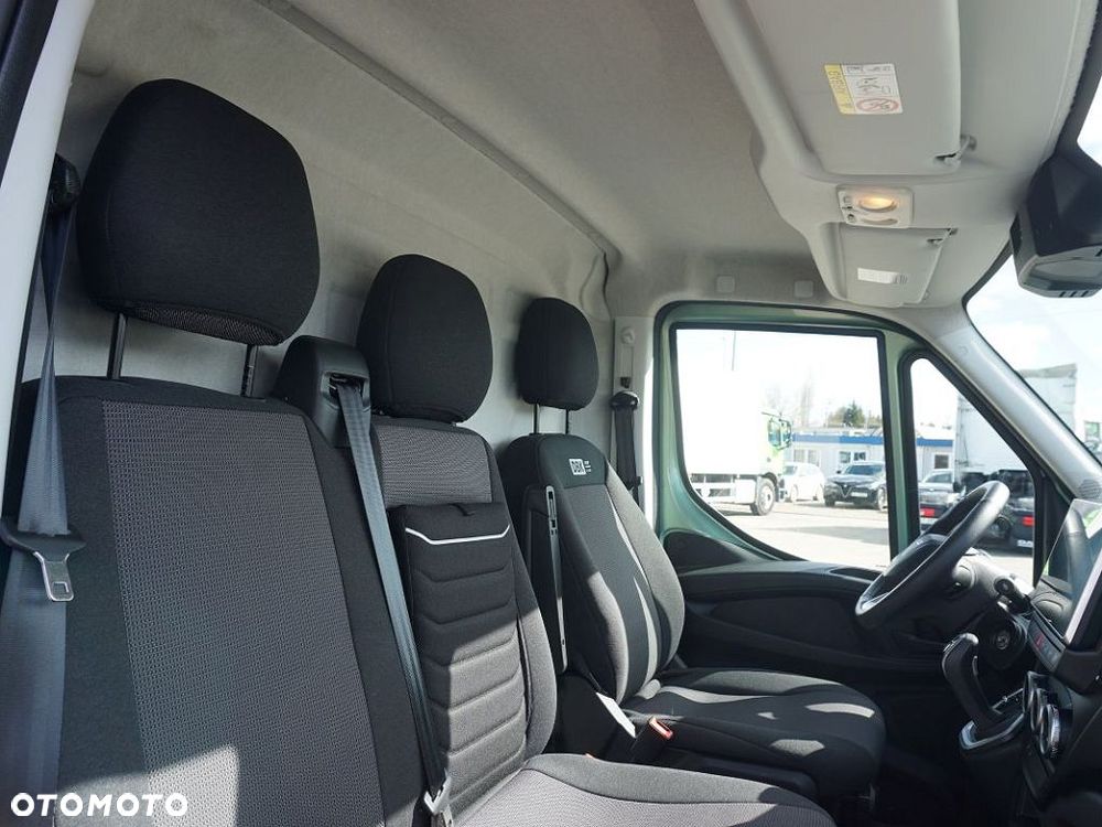 Iveco 35S18 HA8V - 11