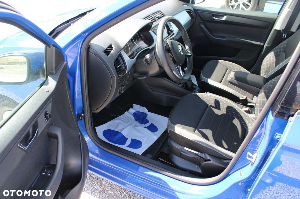 Skoda Fabia - 13