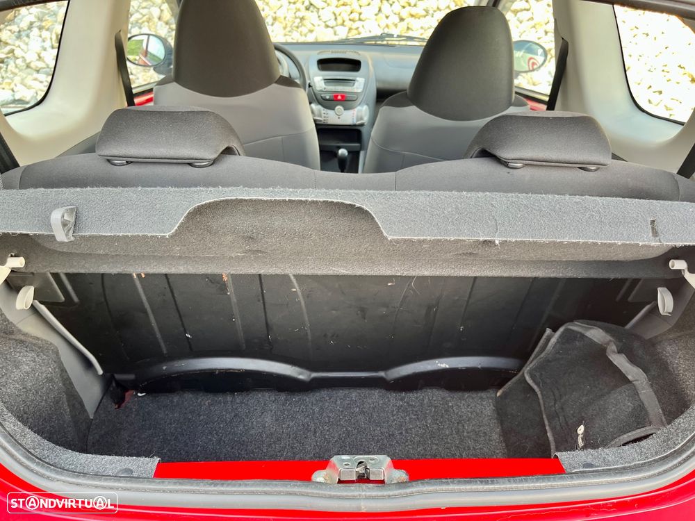 Toyota Aygo 1.0 Red Edition - 18