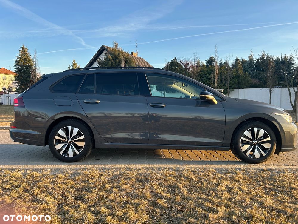 Volkswagen Golf 1.5 eTSI mHEV Special Edition DSG - 5