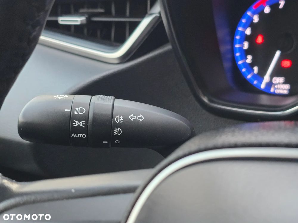 Toyota Corolla 1.8 Hybrid GPF Comfort - 29