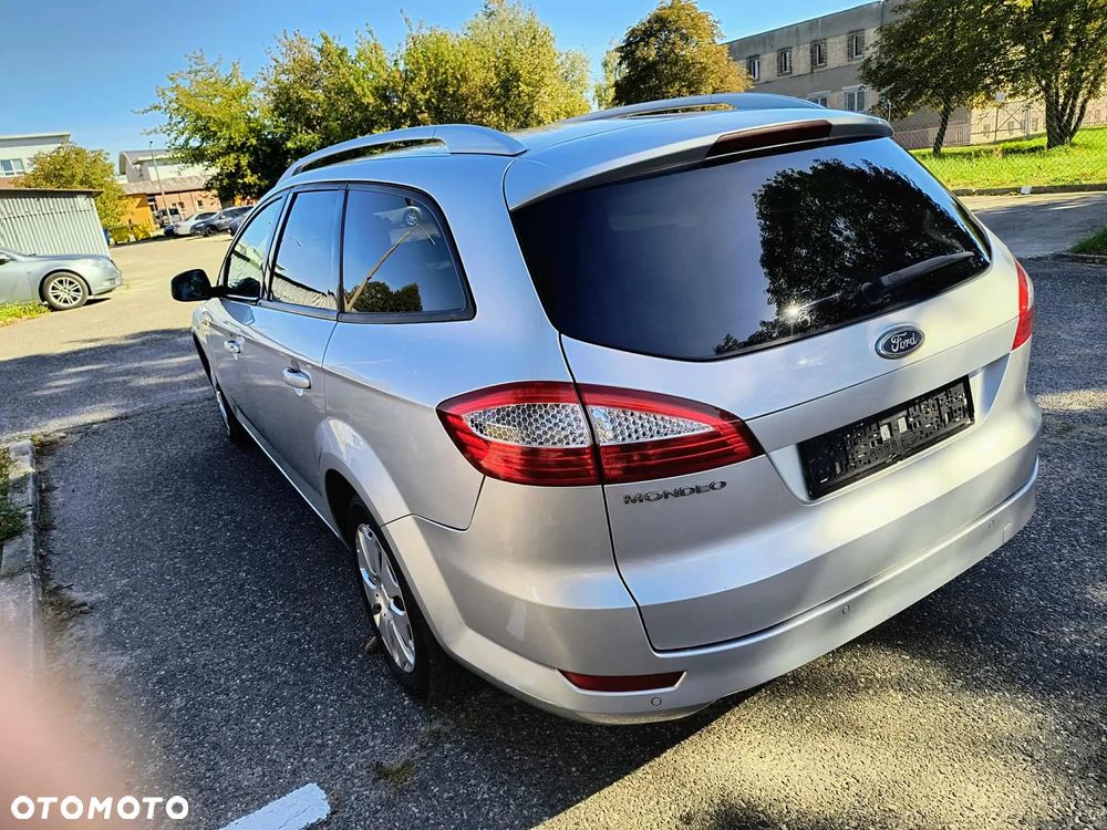 Ford Mondeo 1.6 Ghia - 7