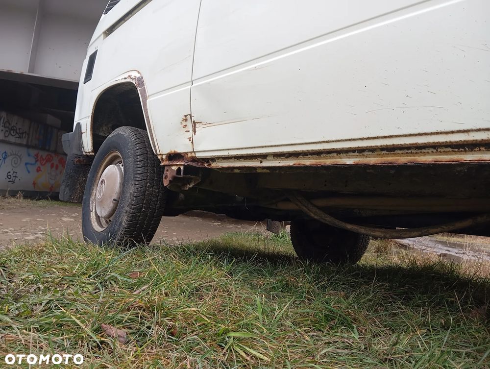 Volkswagen Transporter - 17