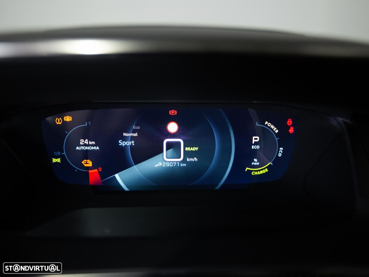 Peugeot e-2008 50 kWh GT - 22