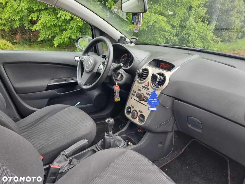 Opel Corsa - 7