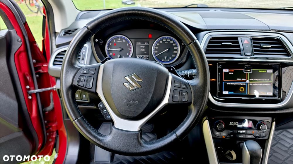 Suzuki SX4 S-Cross 1.4 T Premium - 12