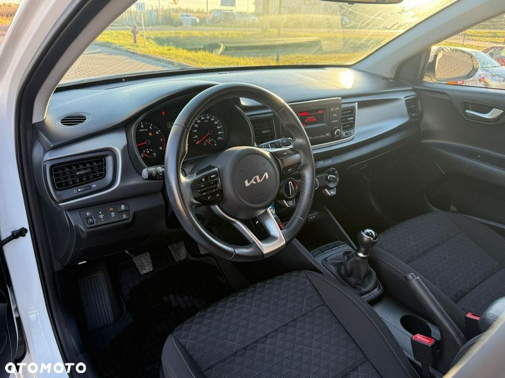 Kia Rio 1.2 M - 13