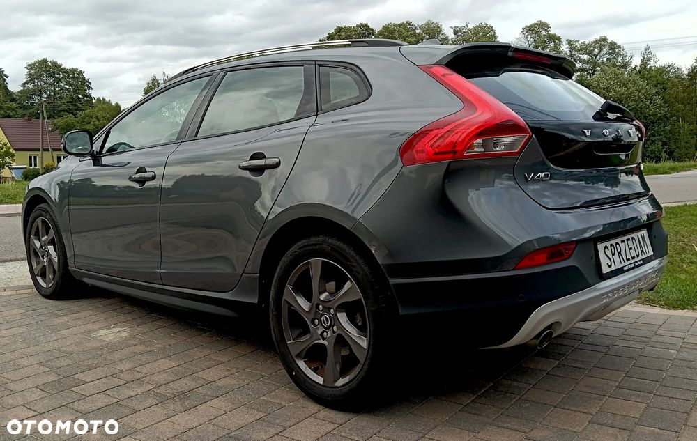 Volvo V40 Cross Country D3 Momentum - 8