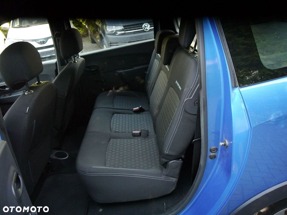 Dacia Lodgy TCe 115 Stepway - 29