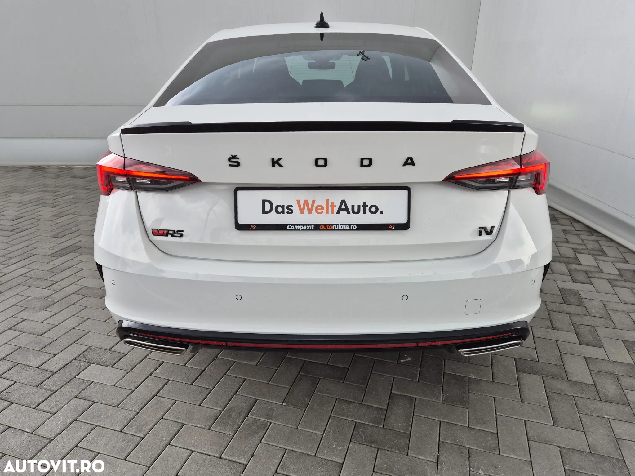 Skoda Octavia 1.4 TSI iV DSG RS - 4