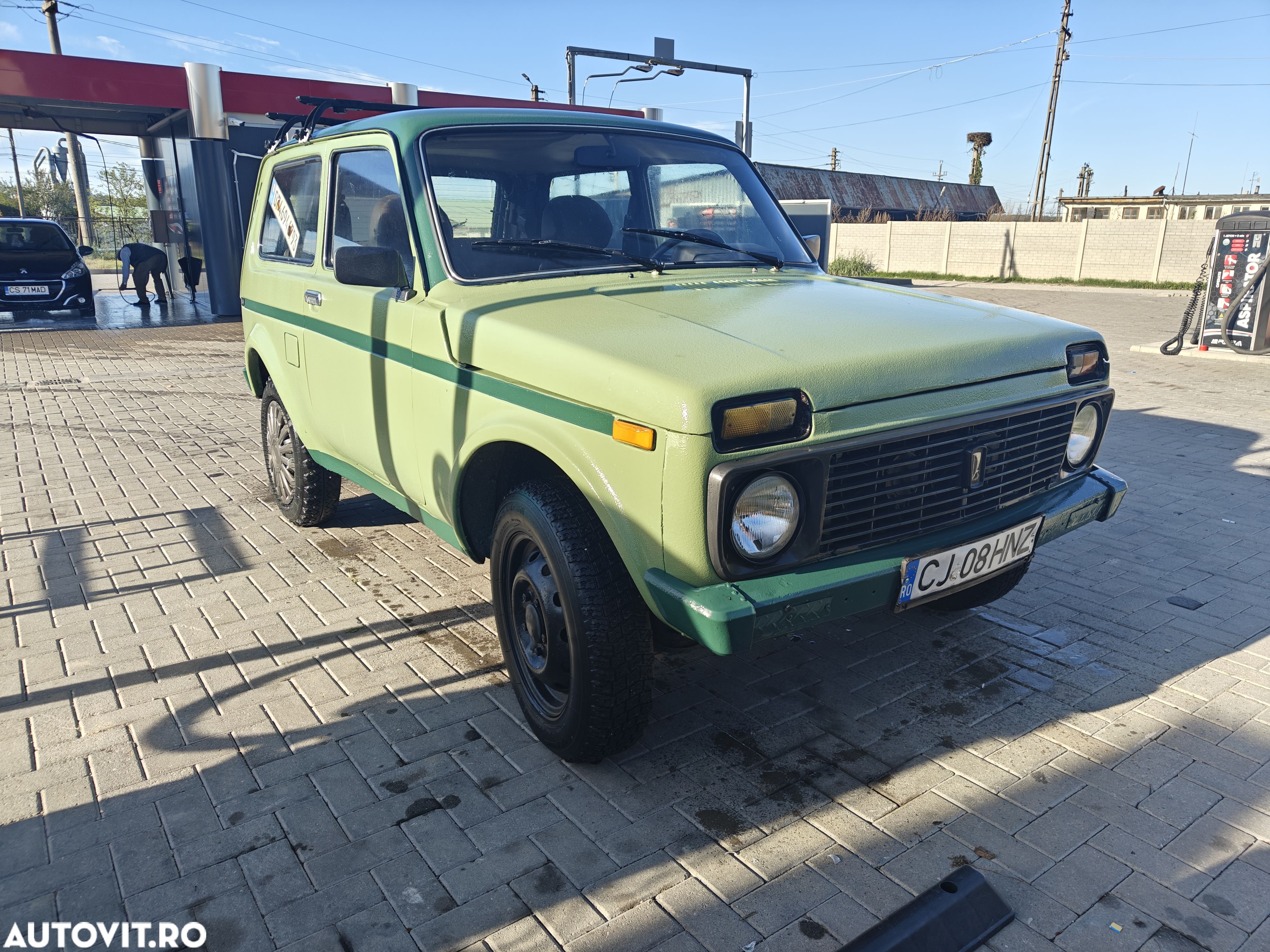 Lada Niva 1.7 4x4 - 1