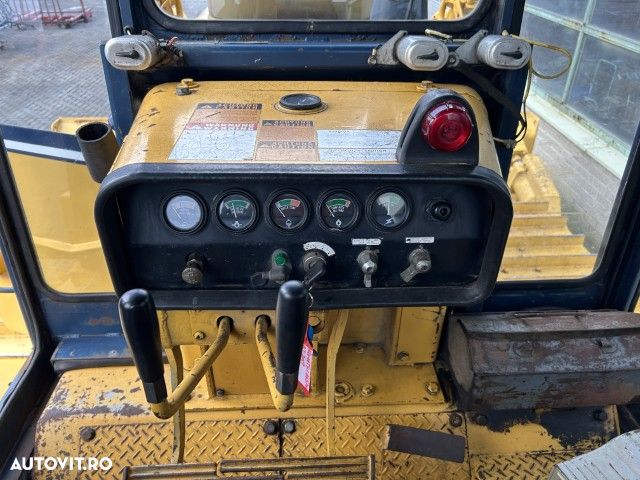 Komatsu D85P-18 - 14