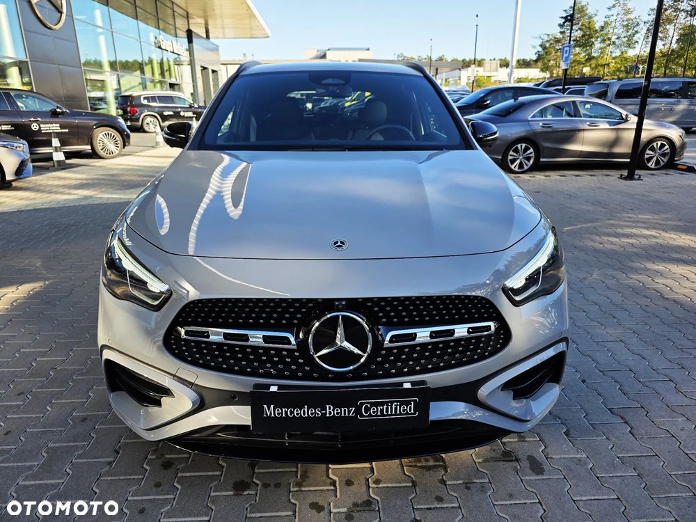 Mercedes-Benz GLA 200 AMG Line - 2