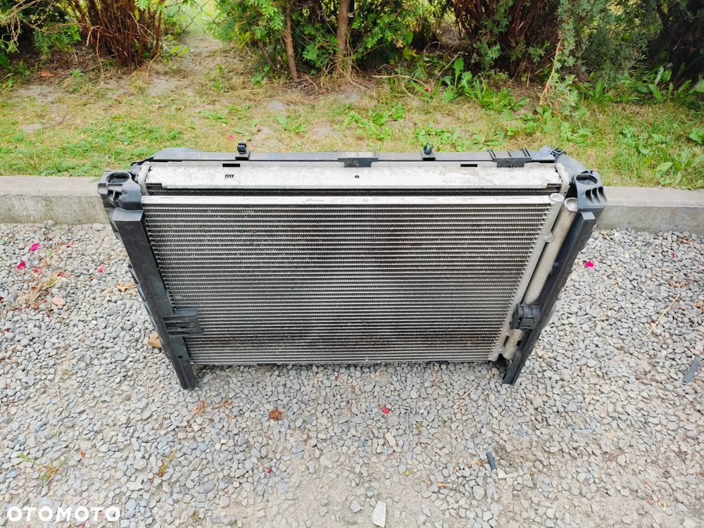BMW E90 E91 320 KOMPLET Chłodnica klima wody wentylator 758165801 6308407
