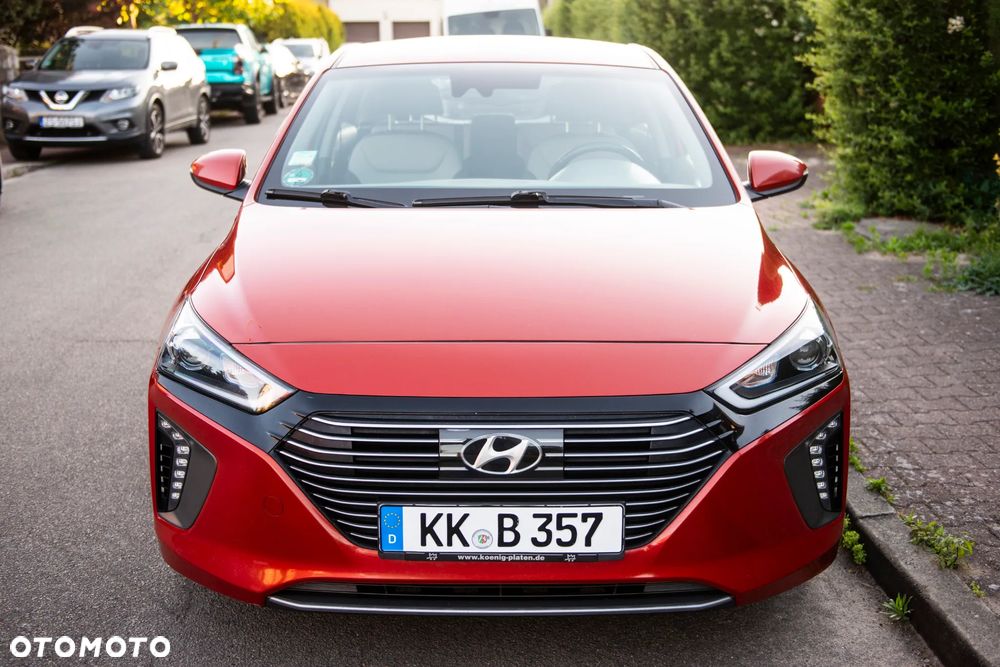 Hyundai IONIQ 1.6 GDI Premium - 2