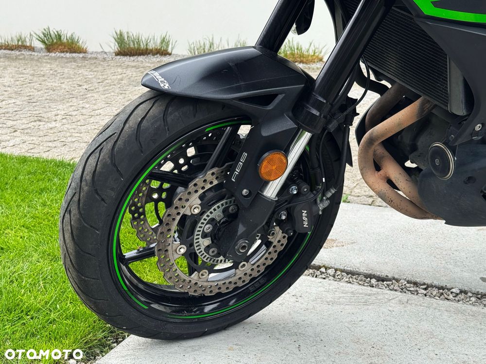 Kawasaki Versys 650 - 17