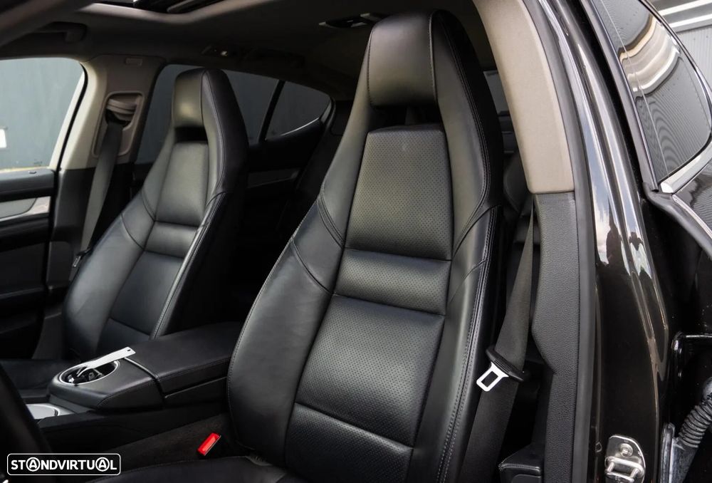 Porsche Panamera S E-Hybrid - 30