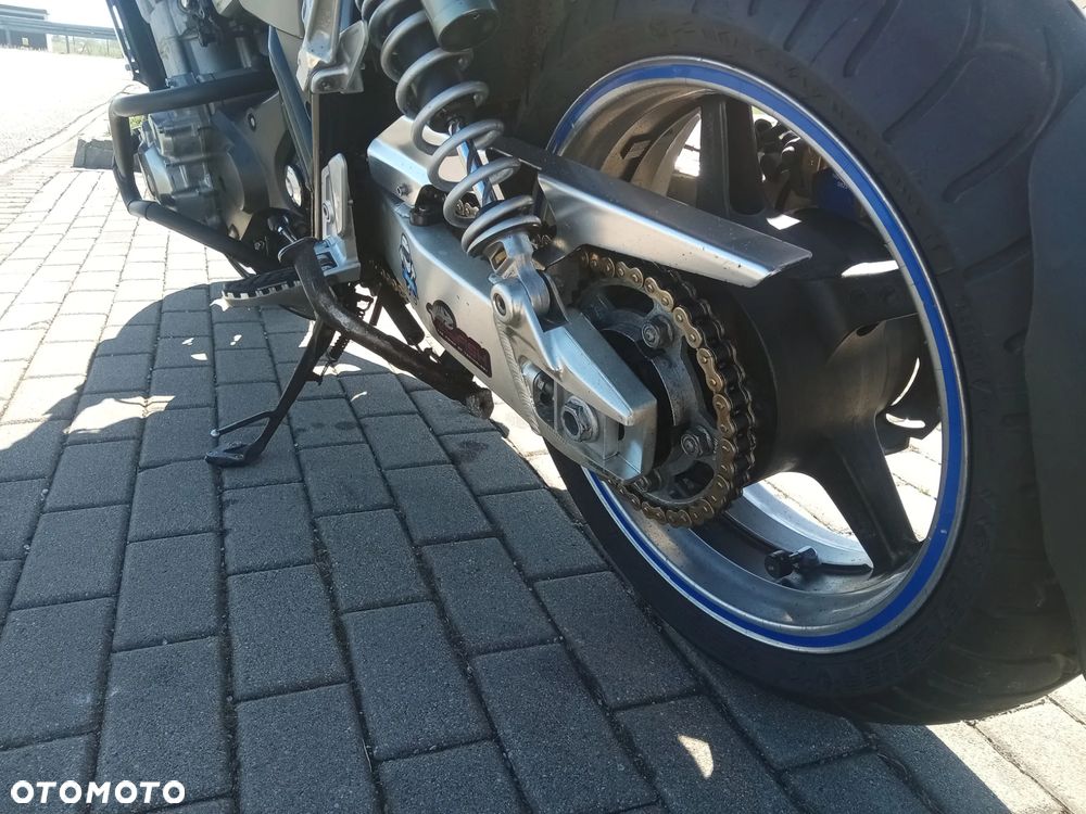 Honda CB - 8