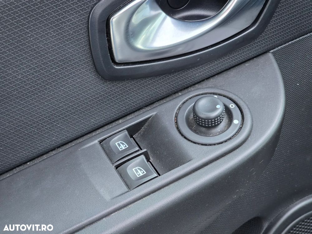 Renault Clio dCi 90 Dynamique - 18