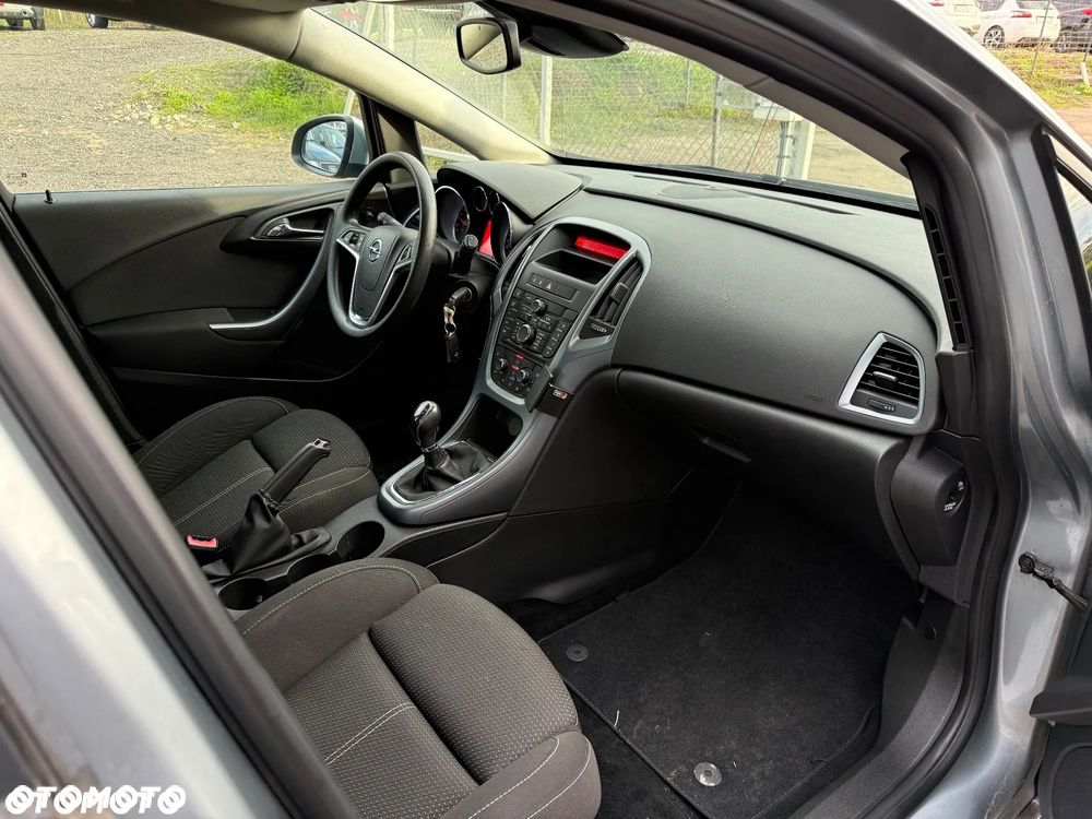 Opel Astra - 18