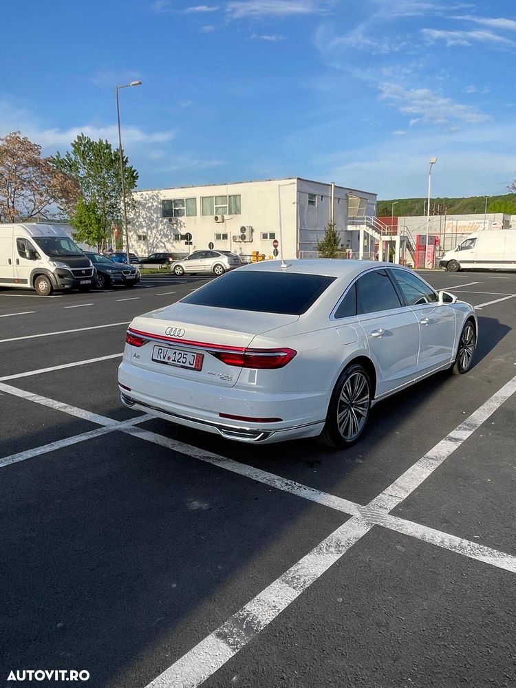 Audi A8 - 2