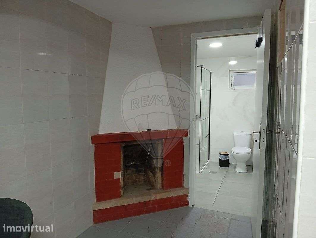 Moradia T1 para arrendamento - Grande imagem: 2/10