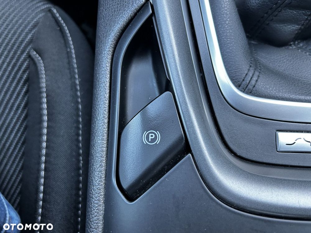 Ford Mondeo - 31