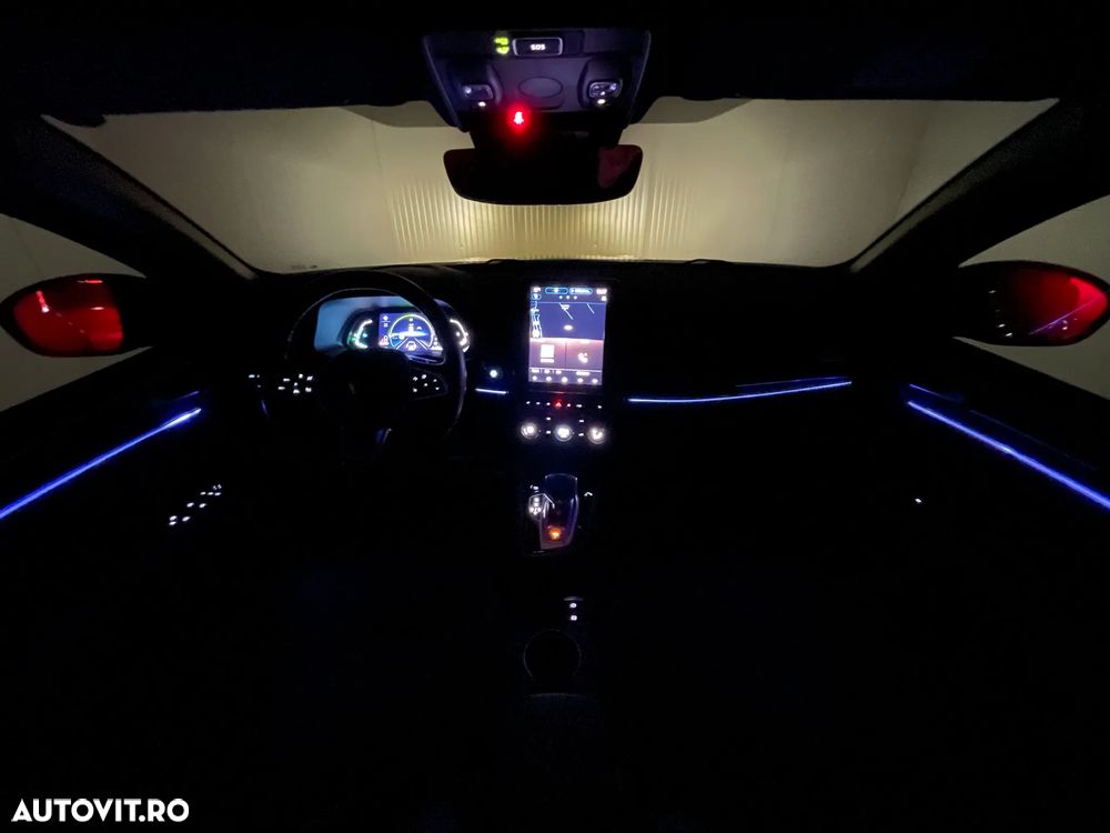 Renault Arkana E-TECH Hybrid RS Line - 7