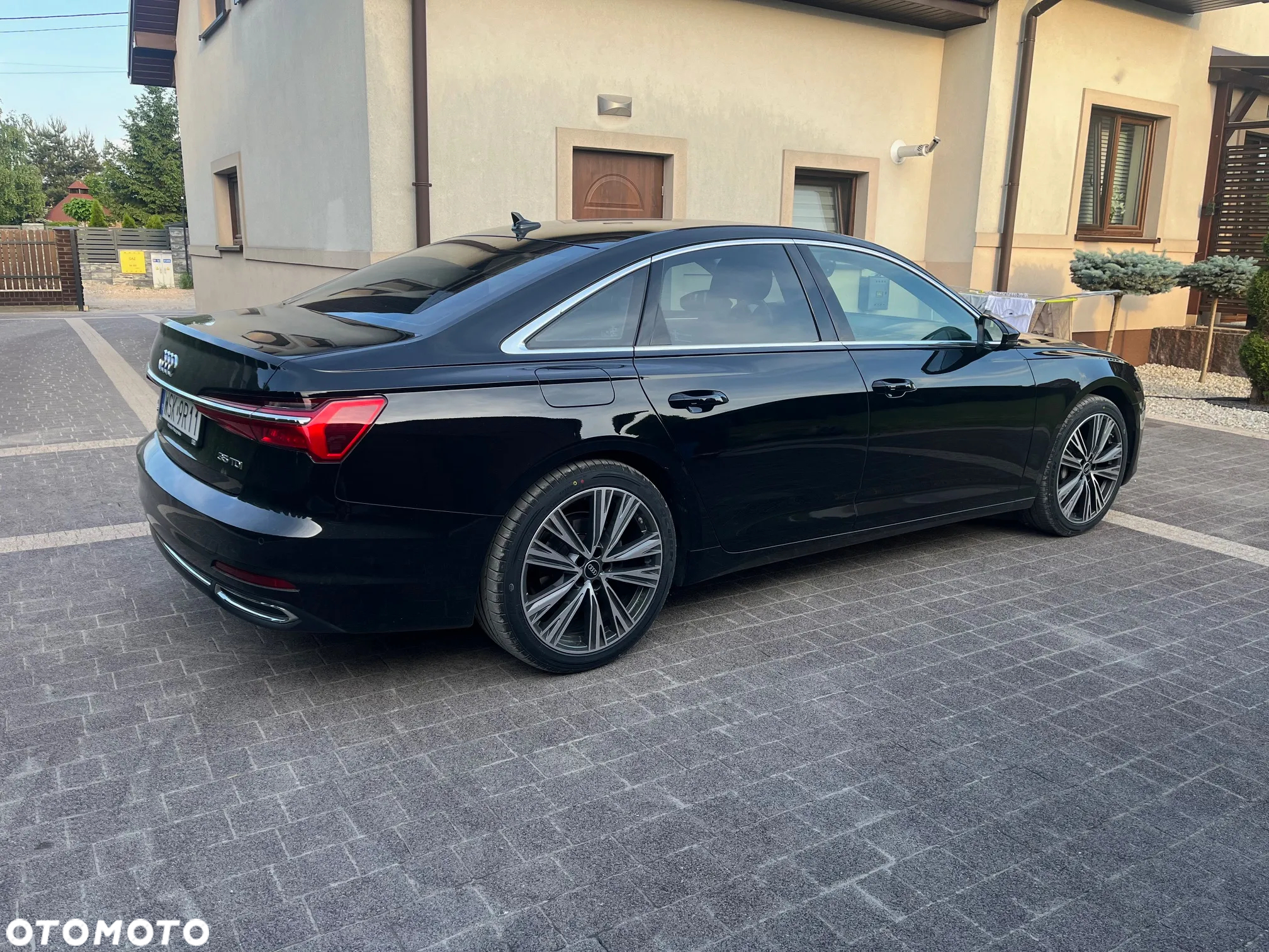 Audi A6 - 6
