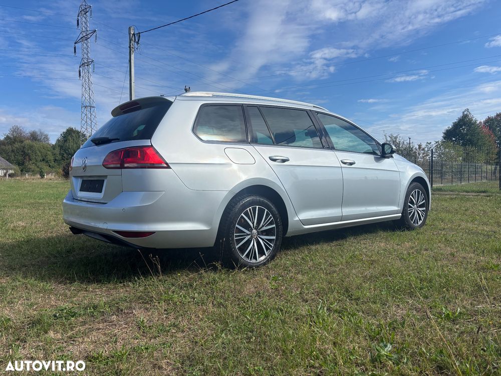 Volkswagen Golf 2017 photo 2