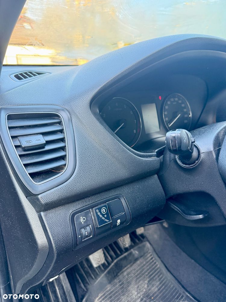 Hyundai i20 1.2 GO - 8