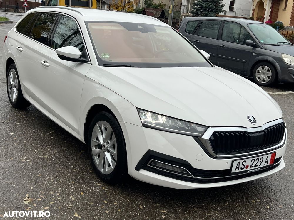 Skoda Octavia Combi 2.0 TDI DSG Style - 2