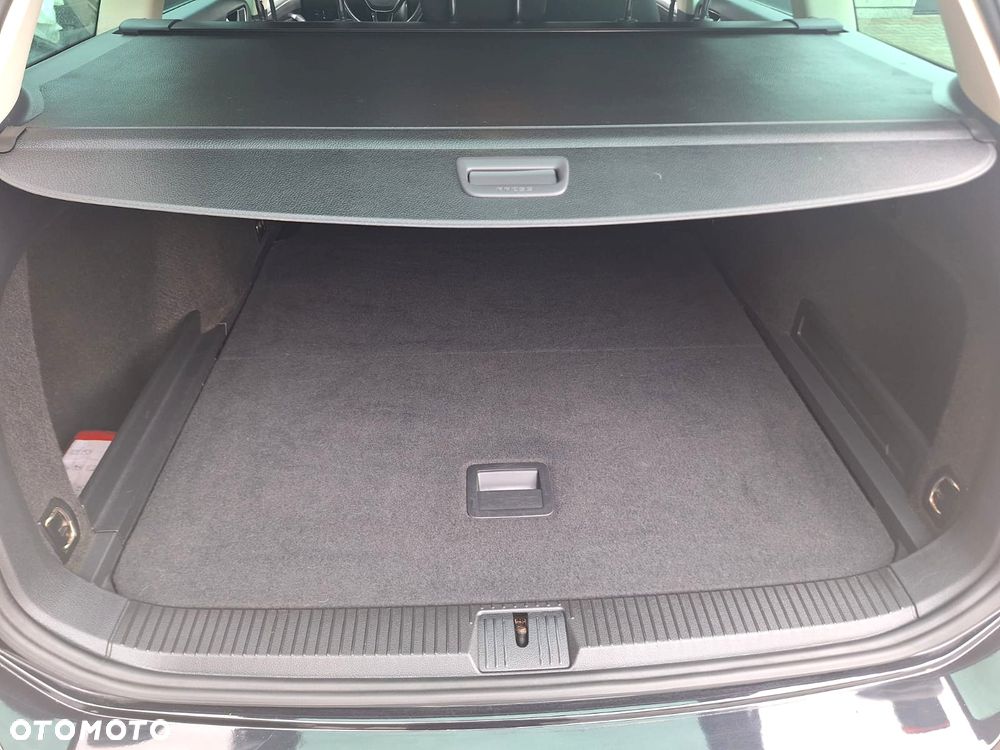 Volkswagen Passat 1.4 TSI ACT (BlueMotion Technology) Comfortline - 12