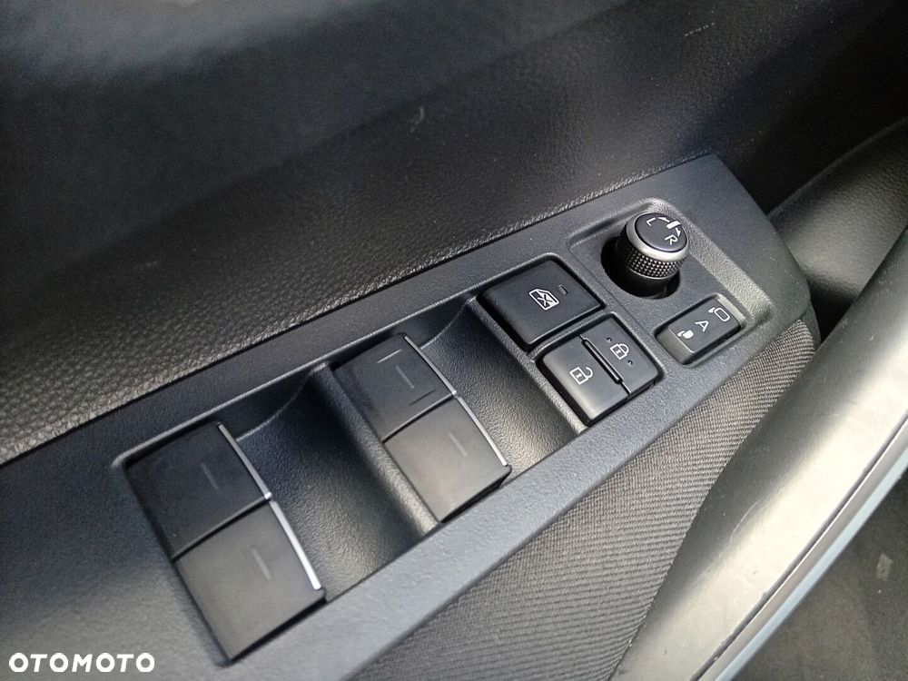 Toyota Corolla - 18