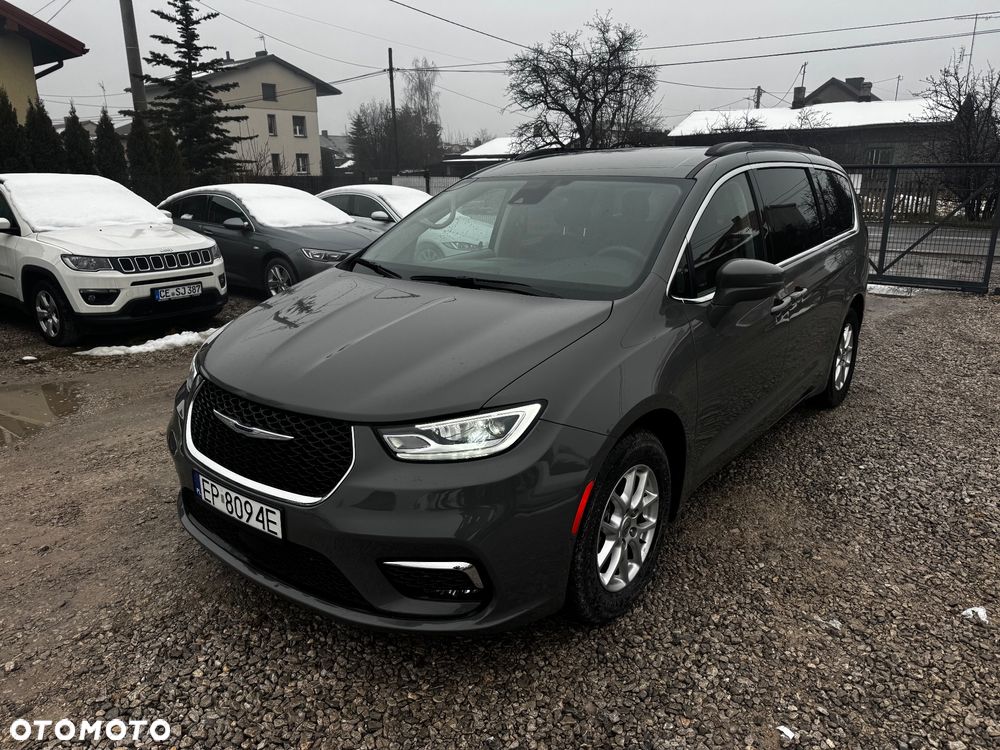 Chrysler Pacifica - 13