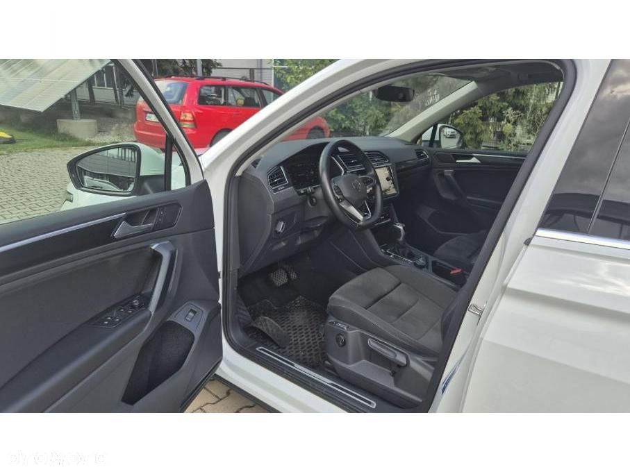 Volkswagen Tiguan - 18
