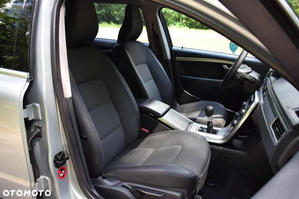 Volvo XC 70 DRIVe Momentum - 22