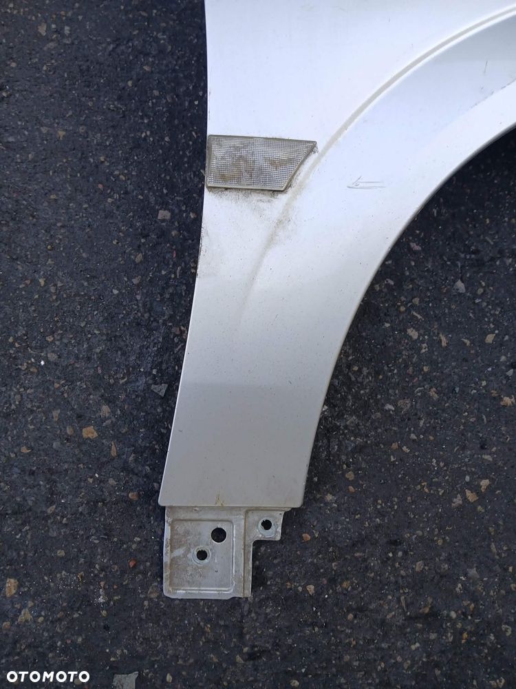 Opel Vectra C Lift Błotnik - 3