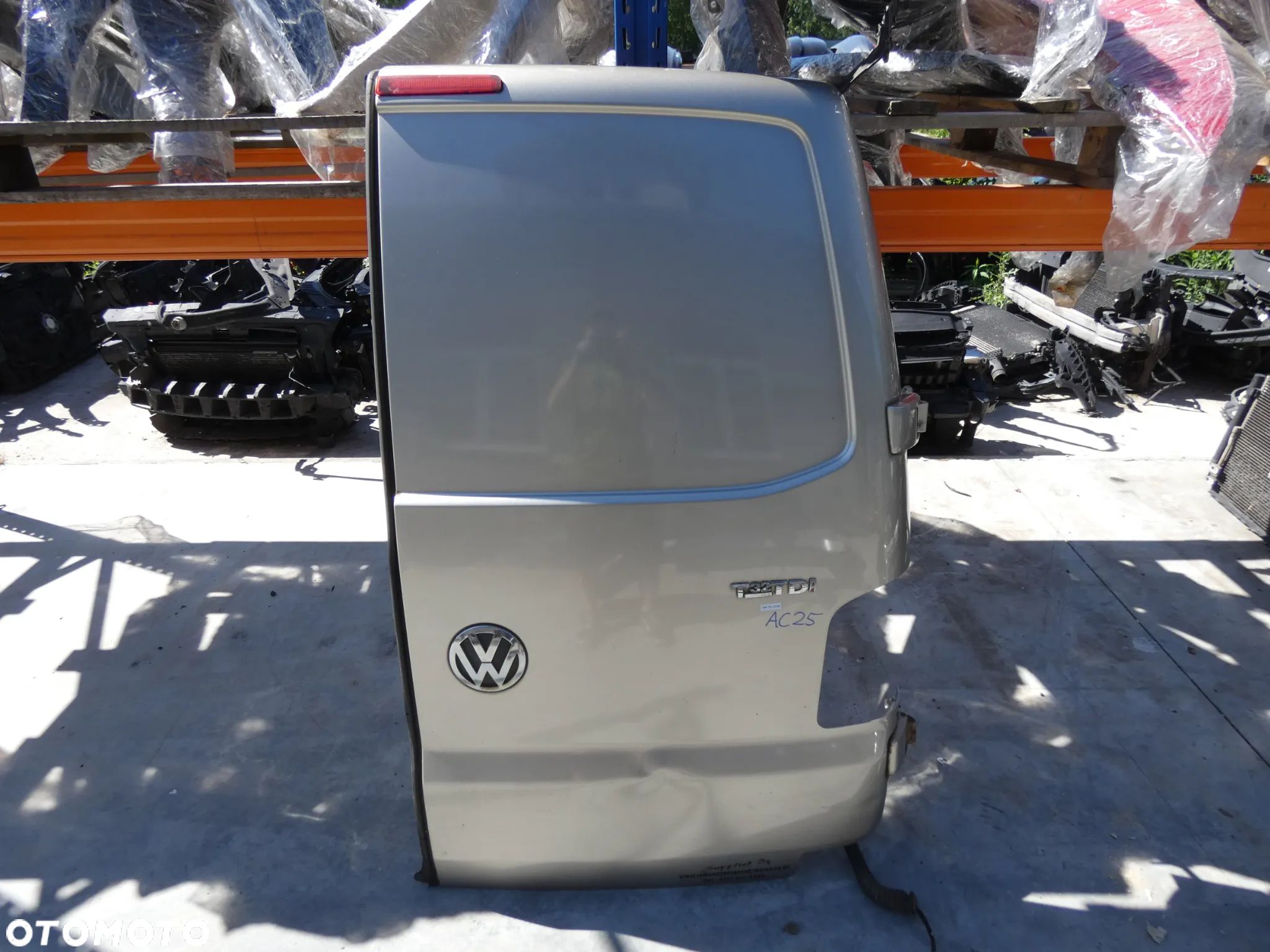 VW T5 TRANSPORTER DRZWI SKRZYDŁOWE PRAWE TYŁ TYLNE BAGAŻNIKA LD1W GORLICE AC25 - 1