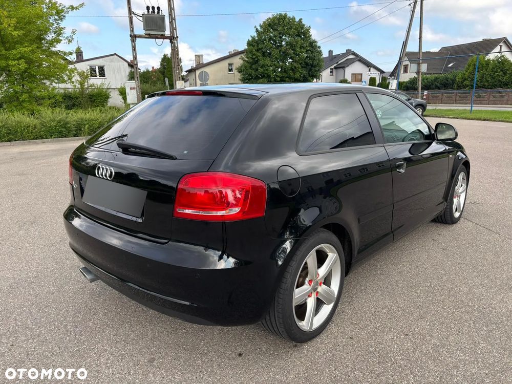 Audi A3 2.0 TDI S Line Sportpaket plus - 3