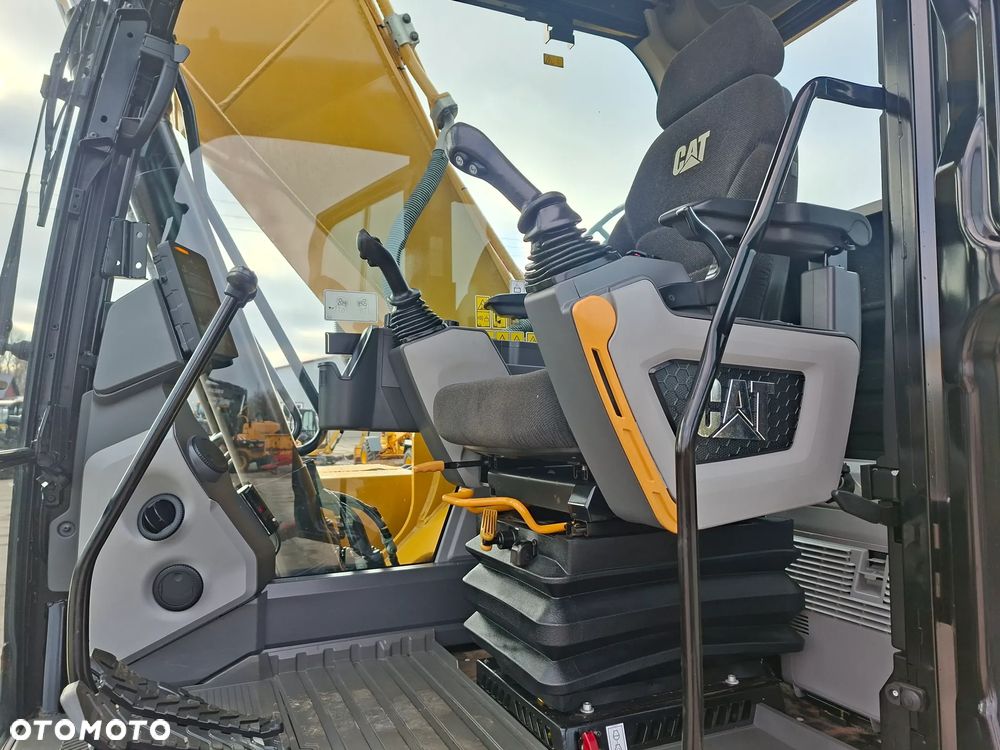 Caterpillar CAT 320 GC Rok 2020 - 8