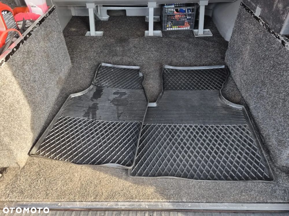 Volkswagen Transporter Mixt L - 23