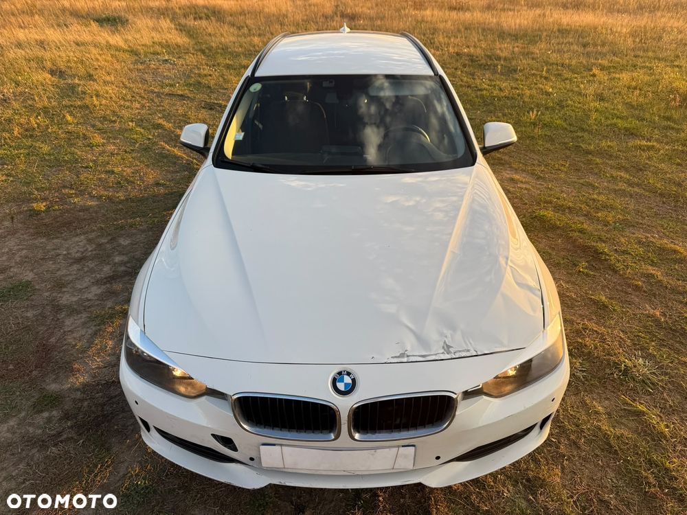 BMW Seria 3 318d Edition M Sport Shadow - 24
