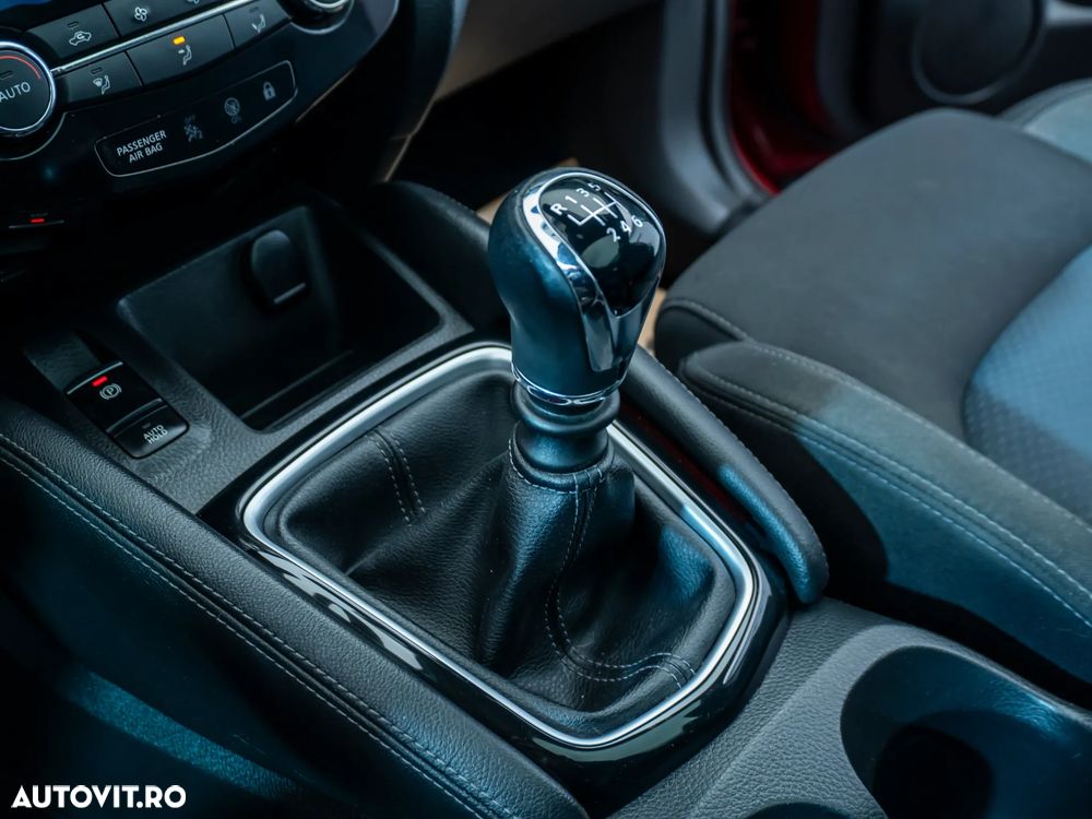 Nissan Qashqai 1.5 DCI TEKNA - 38