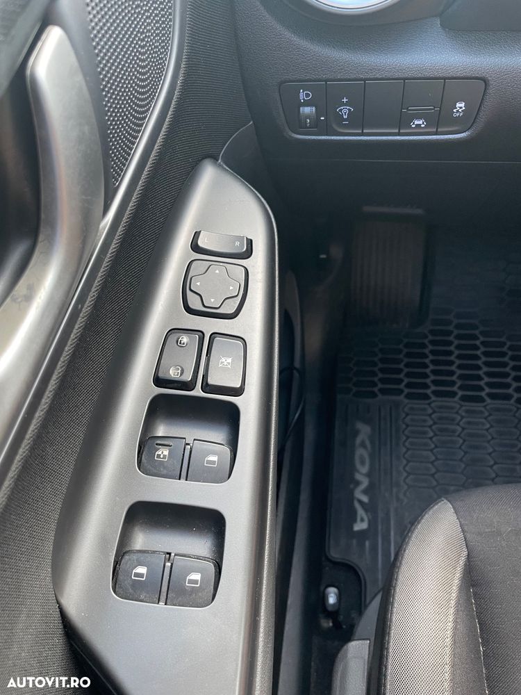 Hyundai KONA - 9