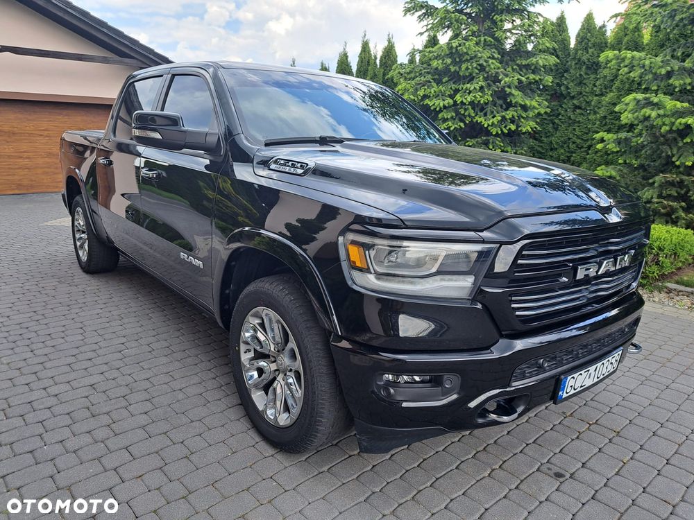 RAM 1500 5.7 Crew Cab Laramie - 16