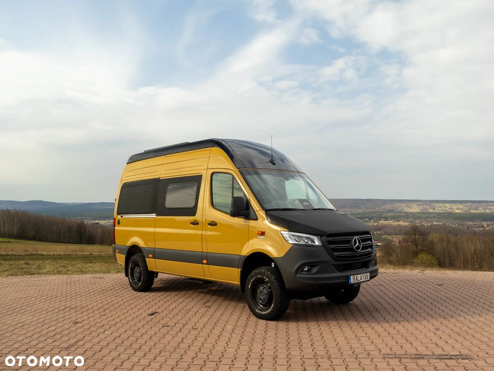 Mercedes-Benz Sprinter - 2